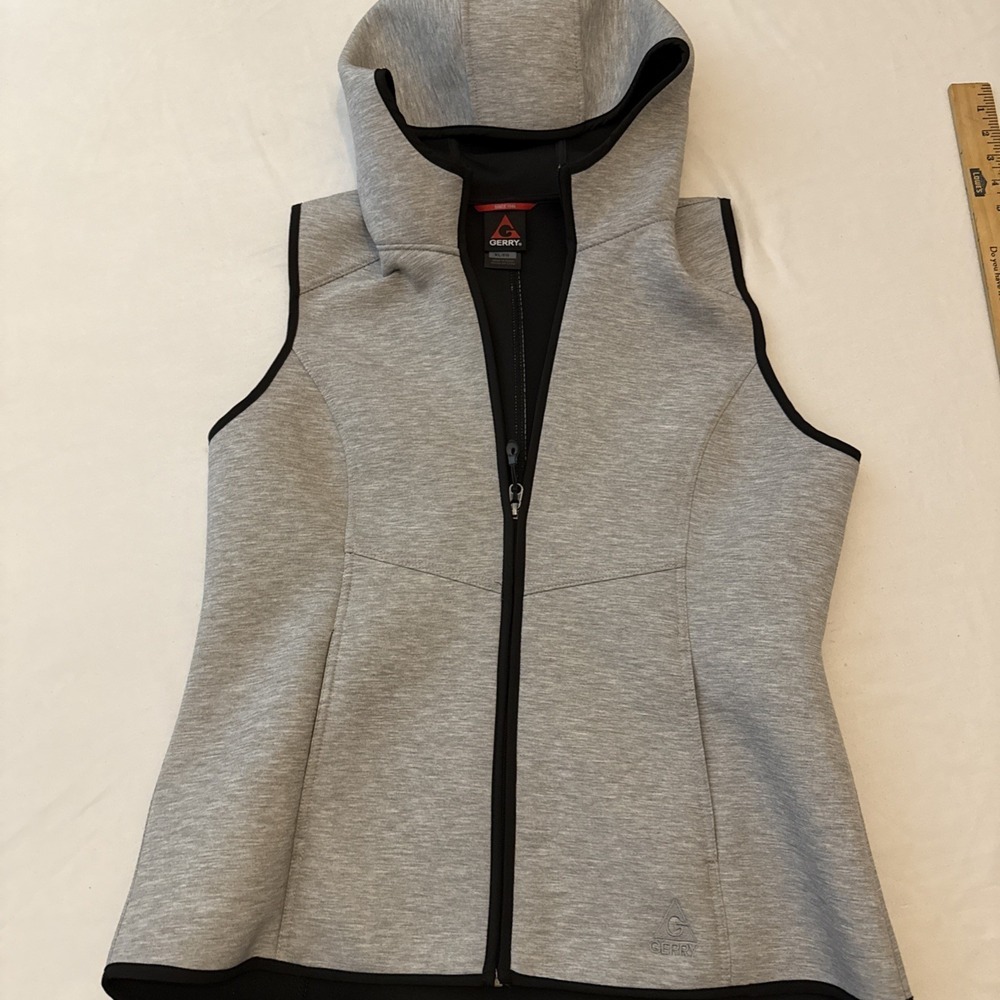 Gerry Womens Hooded Winter Vest Gray Spandex‎ Full Zip Outdoor Size XL
